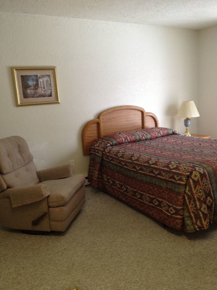 La Villa Motel Okanagan Falls ภายนอก รูปภาพ